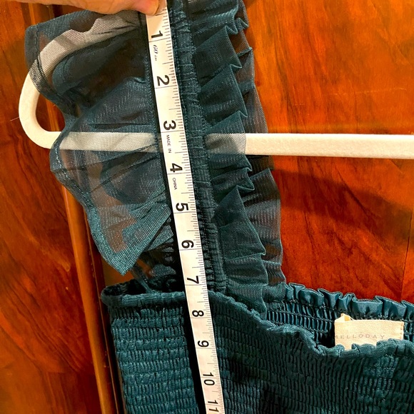 Prom/Special Occasion, wear anytime dress. - Picture 5 of 8